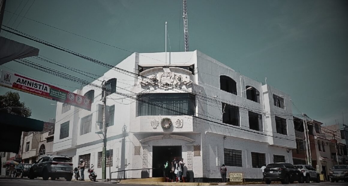 Fachada de municipalidad de Cerro colorado