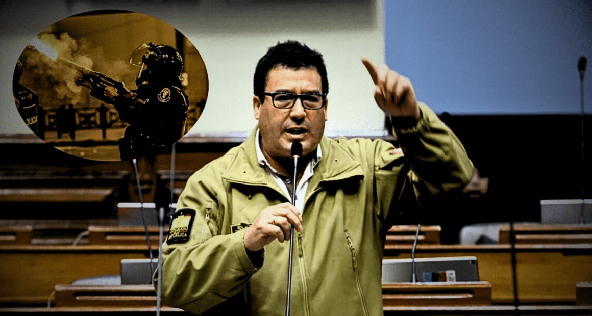 Edwin Martinez se victimiza tras ser expulsado de AP y arma show en el Congreso 