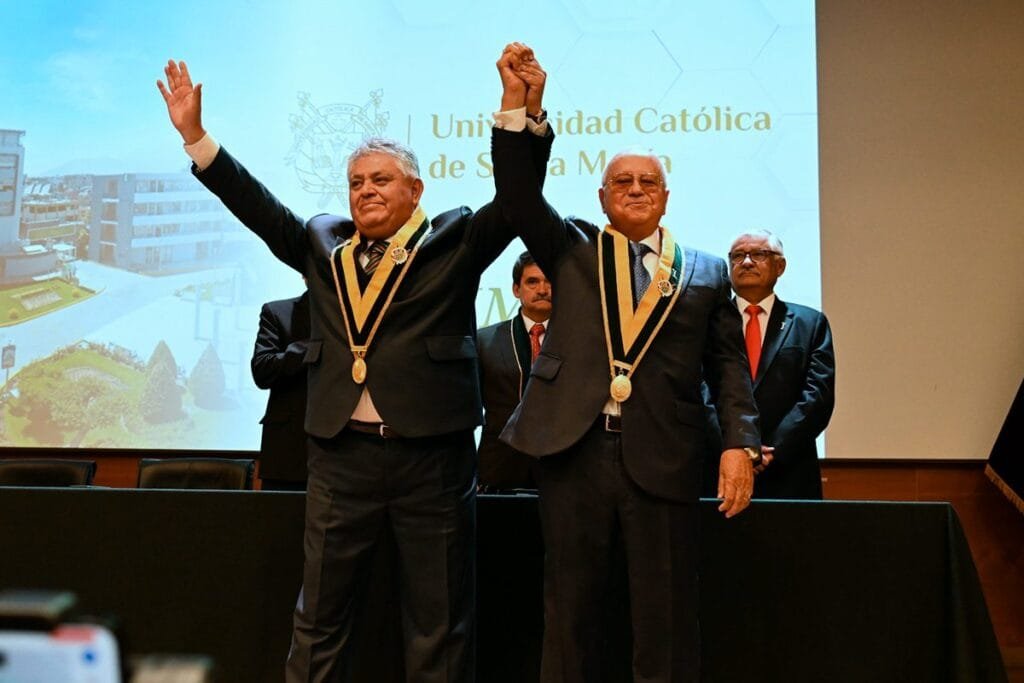 Lo que más preocupa es que las denuncias llegaron al círculo más cercano del rector Jorge Cáceres.