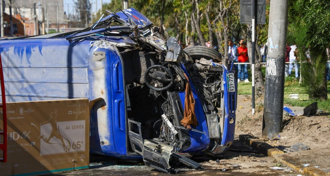 Bus del SIT accidente deja un muerto