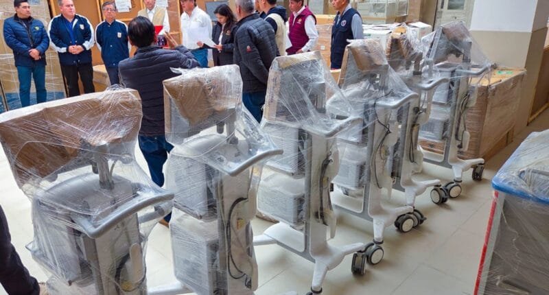 Hospital de Camaná recibe equipos tras gestión