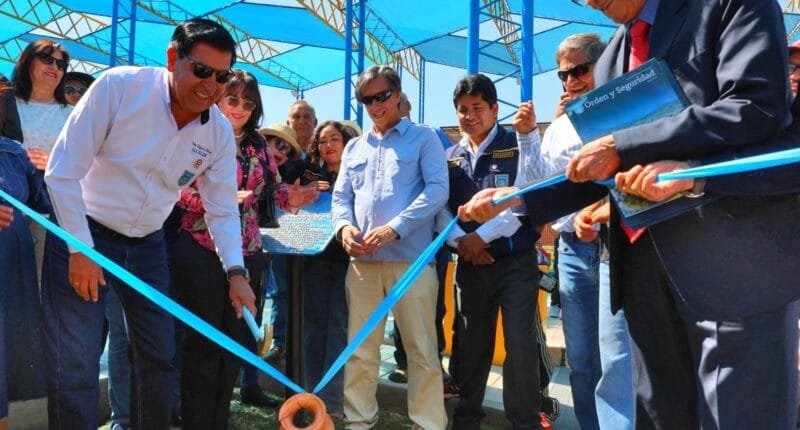 Bustamante inaugura moderno complejo deportivo en Bancarios