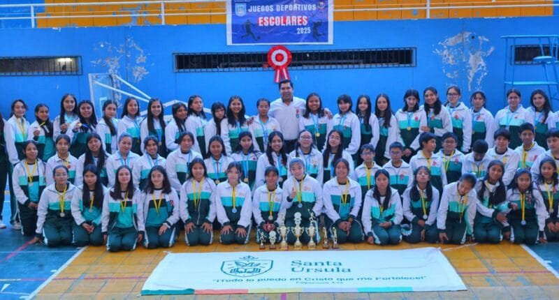 Bustamante clausura Juegos Escolares 2025 con éxito