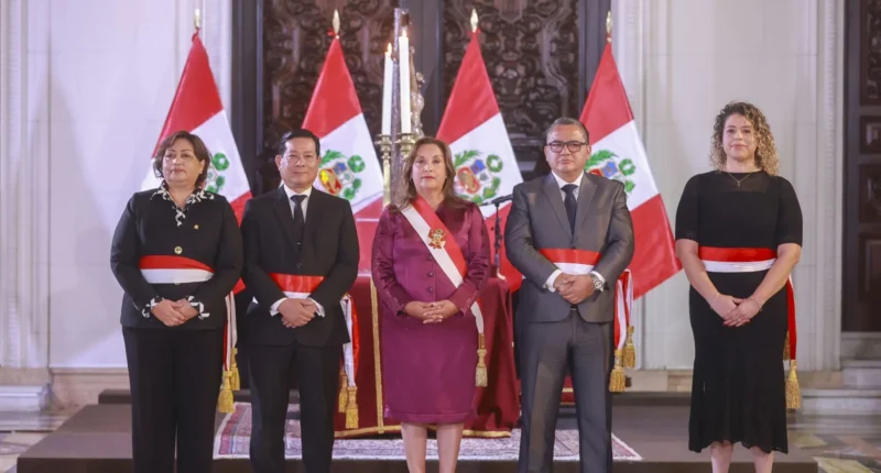 Dina Boluarte reconfigura su Gabinete con tres cambios clave