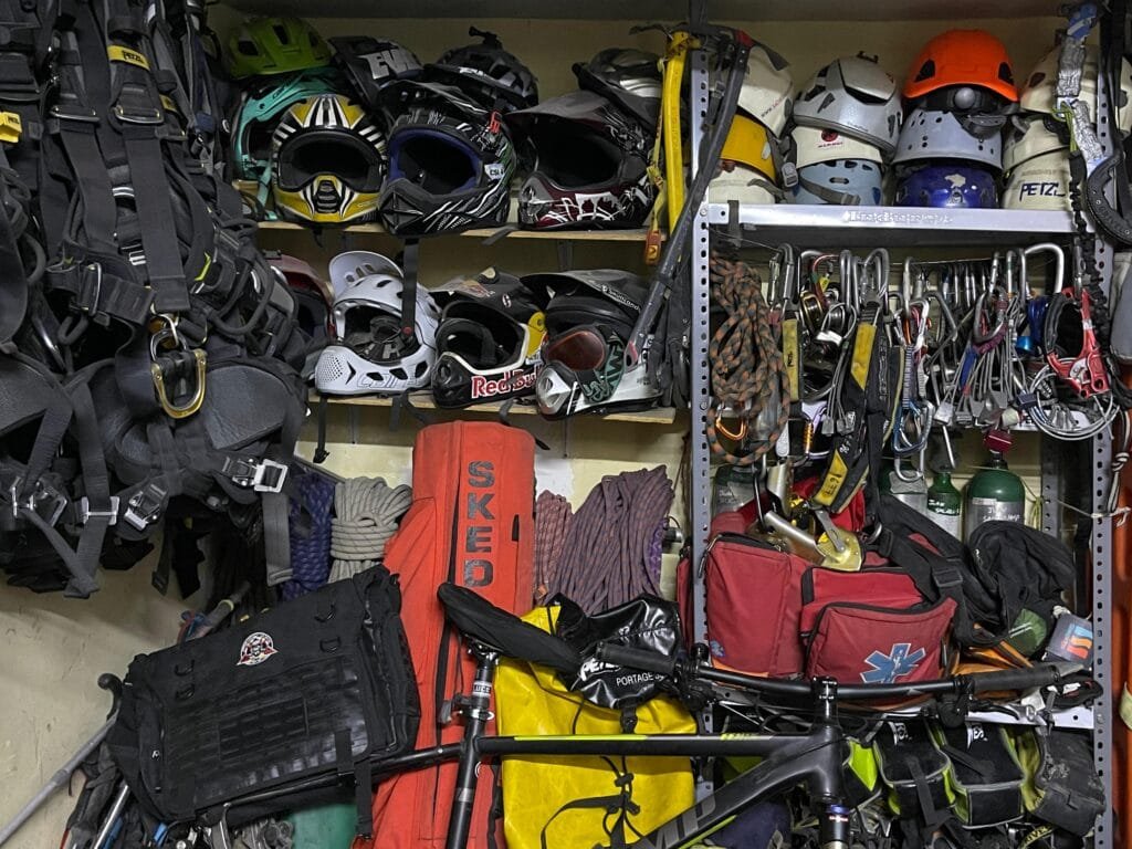 Sacred Road Extreme cuenta con todo el equipamiento necesario para llegar a la cima.