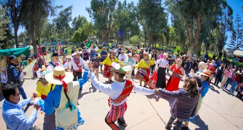Festidanza 2025 llena Arequipa de alegría y tradición