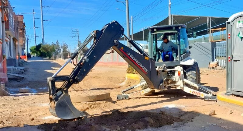 Bustamante: obra vial en Cerro Juli ya tiene avance de 25 %