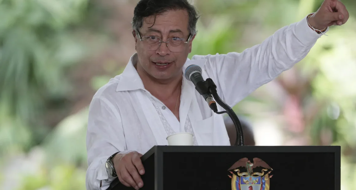 Petro reabre un viejo conflicto con Perú por el Amazonas