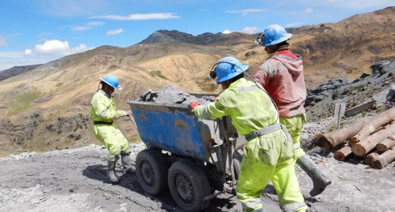 El Toromata: El laberinto de la pequeña minería en el Perú