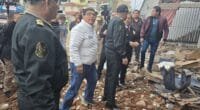 Vecinos increpan a ministro del Interior tras explosión en Trujillo