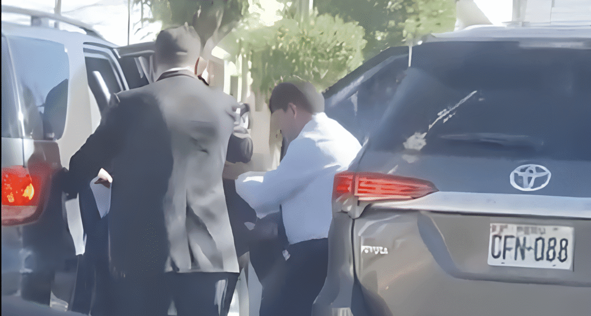 Editorial: La informalidad como premisa social