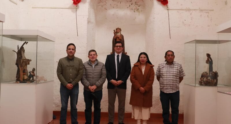Exposición en honor a Santa Rosa acompaña Congreso de Peruanidad