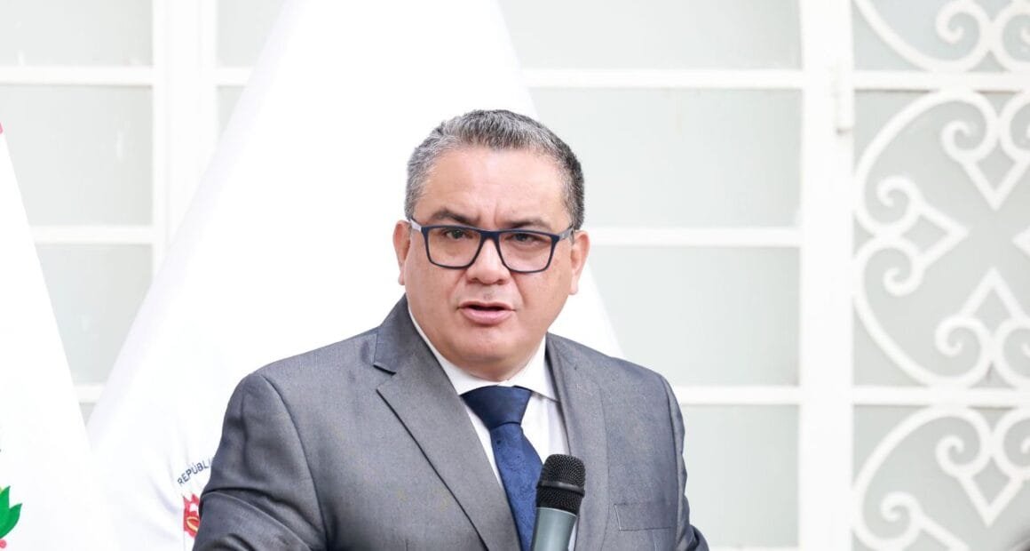 Jueces denuncian presión de Santiváñez por Ley de Amnistía