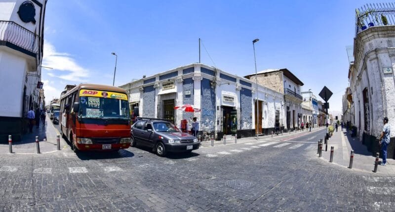 El 6 de octubre empieza prueba piloto de plaqueo vehicular en el Centro Histórico