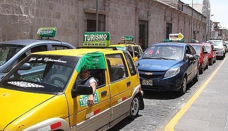 Taxis ya no tendrán plaqueo para ingresar al Centro Histórico