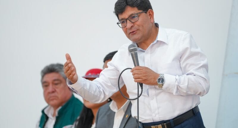 Gobernador se lava las manos tras informe que revela presunta red de corrupción