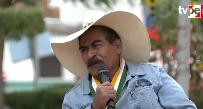 Pobladores de Acarí exigen destitución de su alcalde