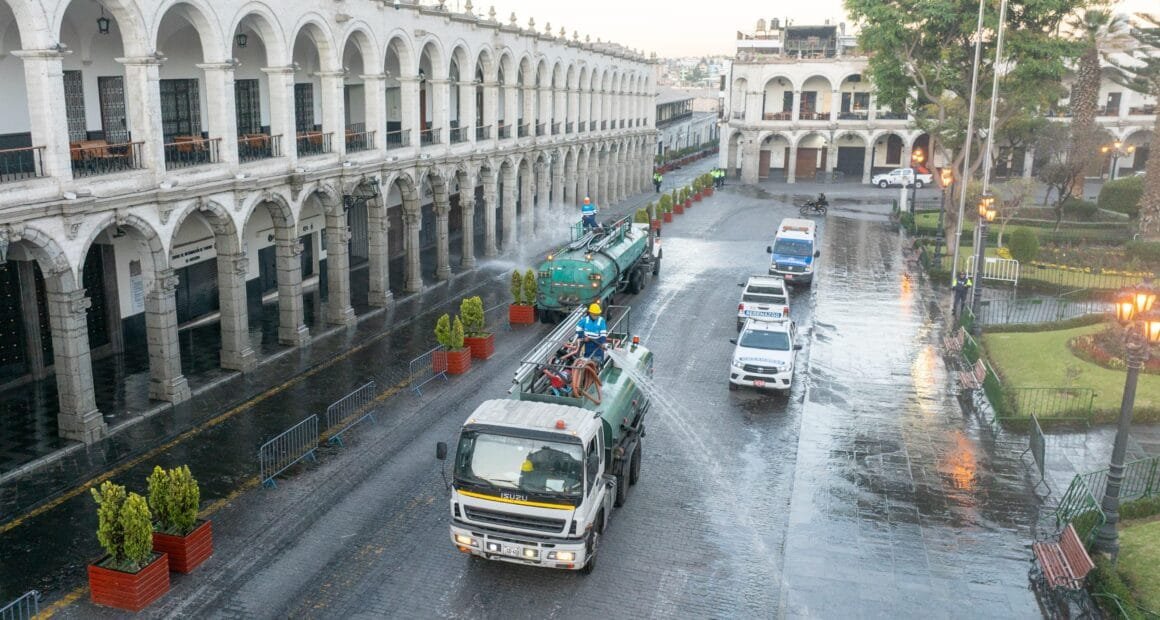 Arequipa recolecta 20 toneladas tras fiestas de Halloween