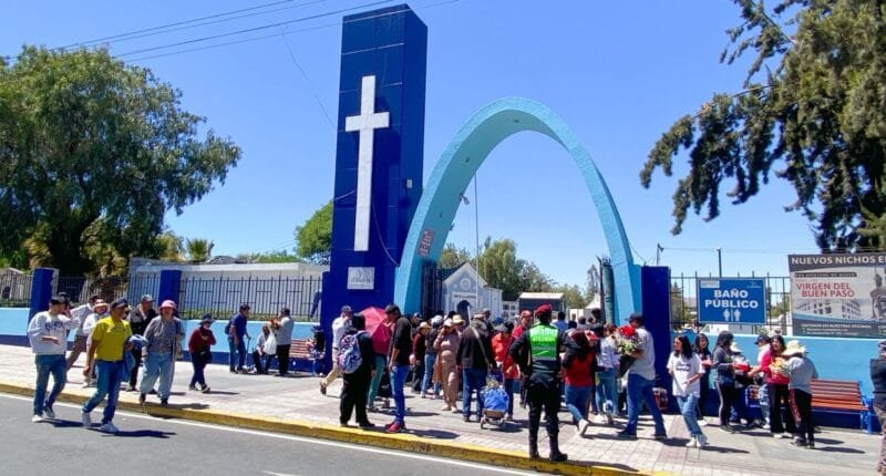 Bustamante organiza feria de Todos los Santos con orden y seguridad