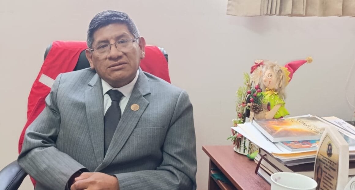 Director de la Ugel Norte niega irregularidades en contratación del hermano de su pareja