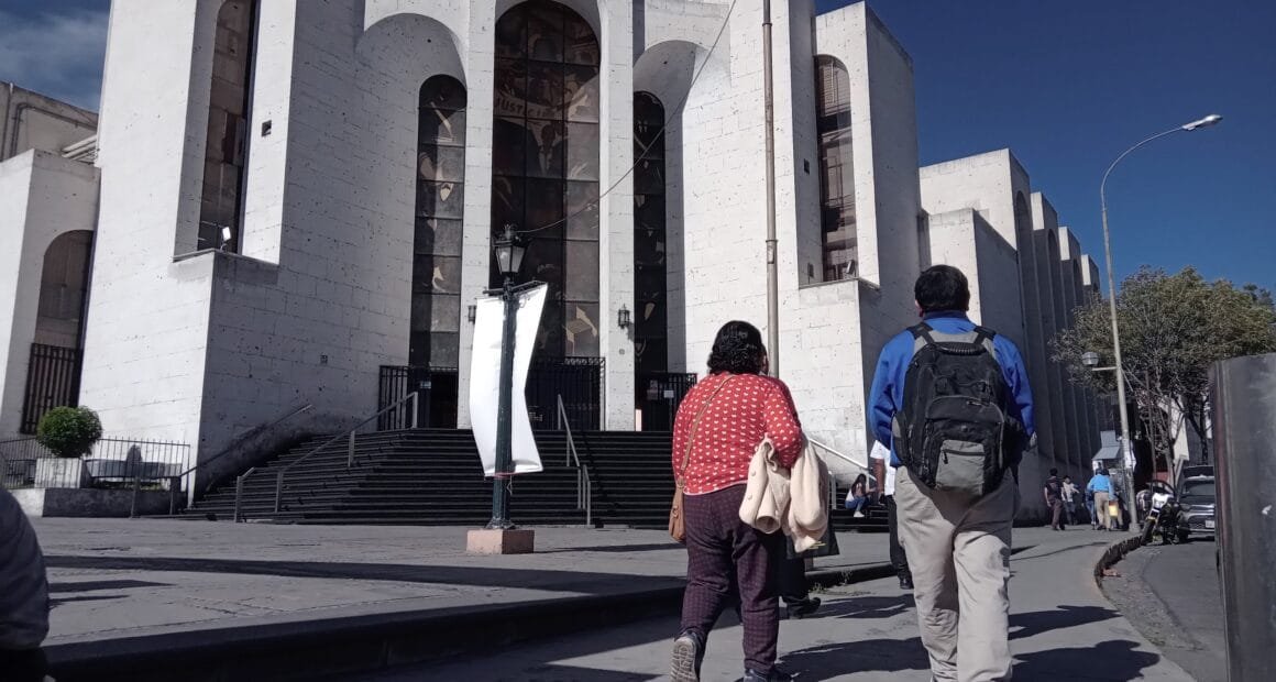 Corte de Arequipa aplica trabajo remoto por obras de mejoramiento