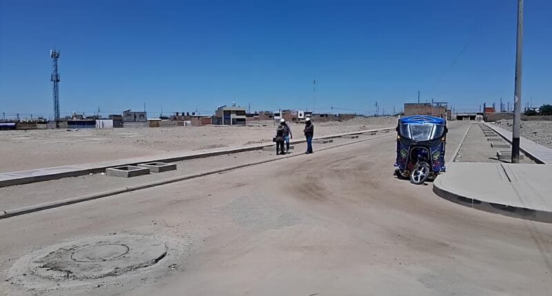 Obreros paralizan obra en Majes tras cinco semanas impagos