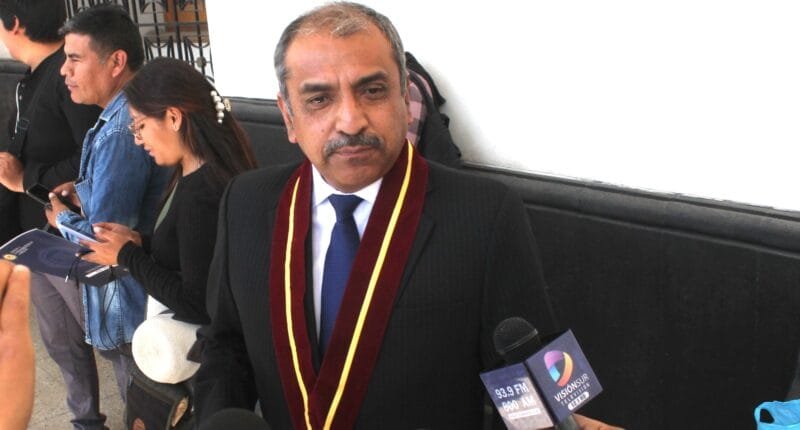 Colegio de Contadores sanciona a exdecano que buscaba volver al cargo