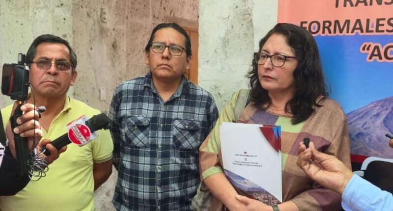 Transportistas del SIT proponen elevar el precio del pasaje