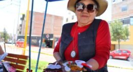 Bustamante fortalece emprendimientos con ferias de fin de año