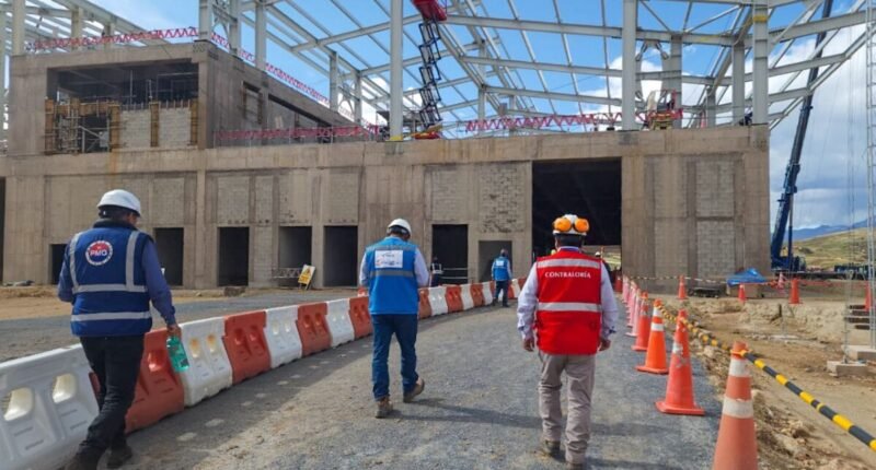 Contraloría advierte retrasos en aeropuerto de Chinchero