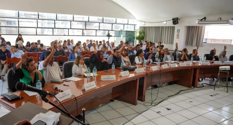 Once asentamientos avanzan hacia la formalización urbana