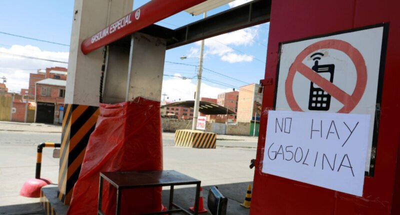 Graffiti Político: La sensible política subsidiaria de Bolivia