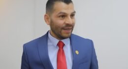 Reconocen a Ricardo Cornejo como decano del Colegio Veterinario de Arequipa