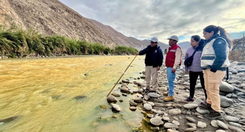 Fiscalía investiga posible omisión ante contaminación del río Tambo