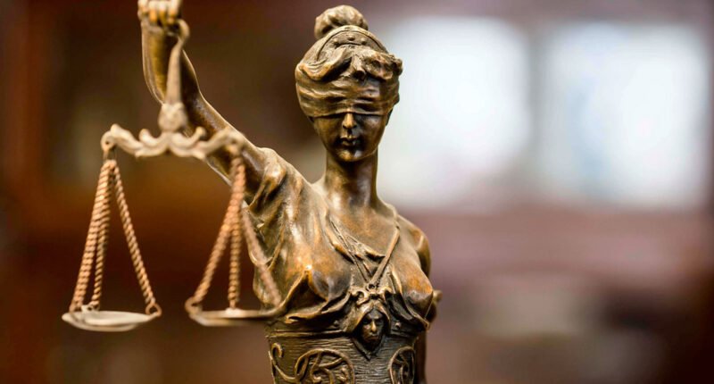 Apuntes jurídicos: Las fricciones entre los poderes del Estado